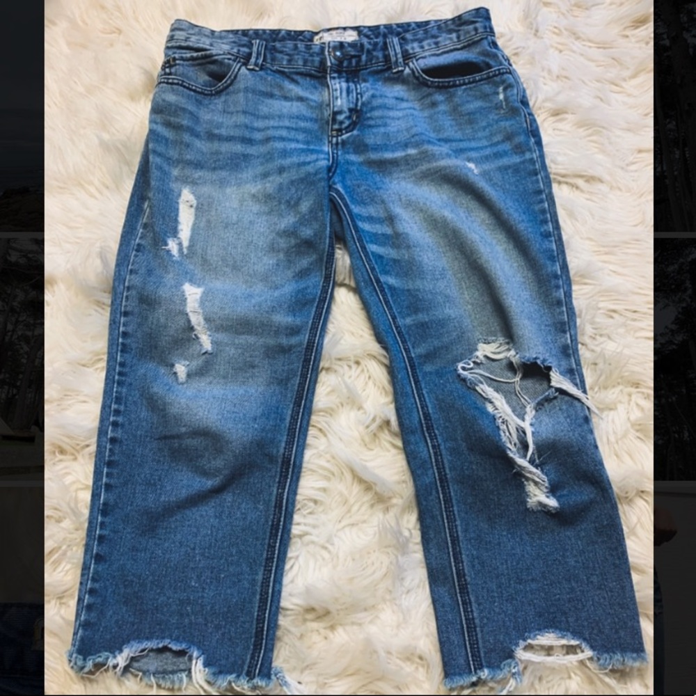 Low-waisted, relaxed-fit jeans from Free People